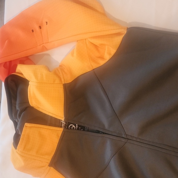 Overwatch Jacket - Orange and Gray - Picture 7 of 7